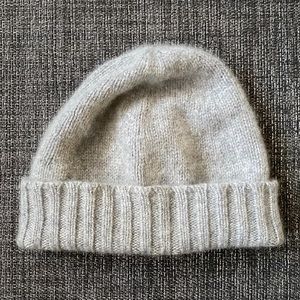 Banana Republic CASHMERE hat - womens light grey